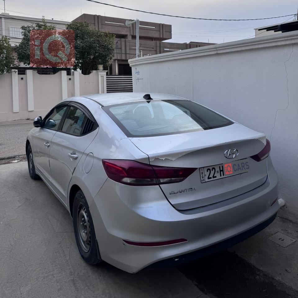 هيونداي النترا